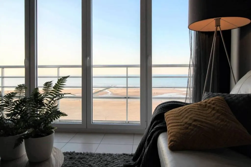 Knappe Studio Met Subliem Zeezicht! Ostende