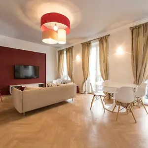 https://f3-plein-centre-plage-a-50-m.fr-provencehotel.com